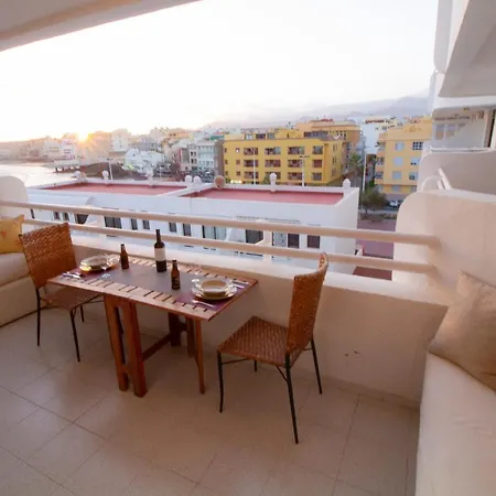 Apartamento Medano4you Red Square Dream