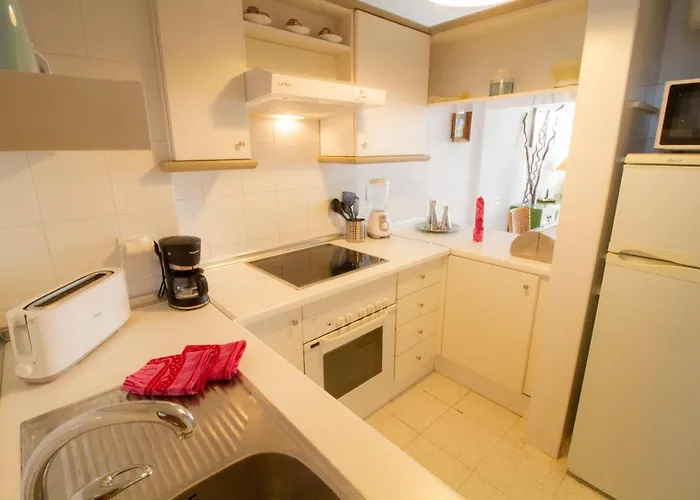 Medano4you Red Square Dream